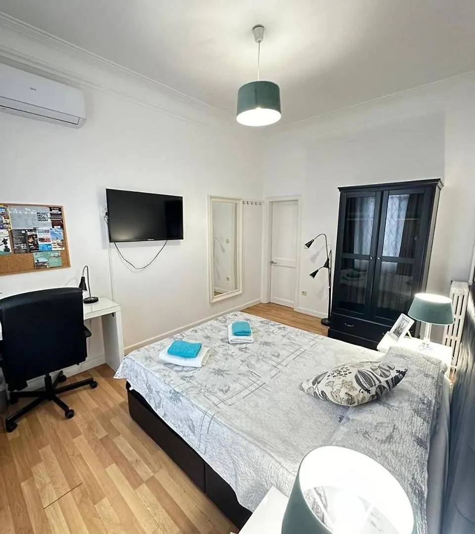 Bed & Breakfast Rooms Tetu Barcelona Spanien